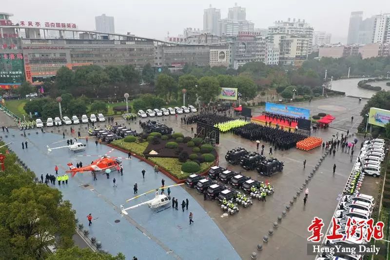 “一村一辅警”“城市快警”入选2018年湖南政法工作十件大事 (图1)