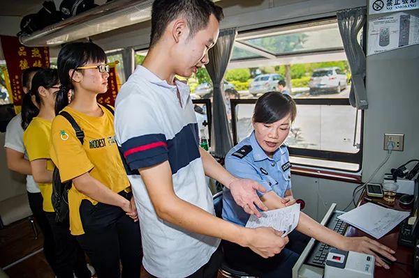 花开警营别样红 巾帼建功展风采(图7)