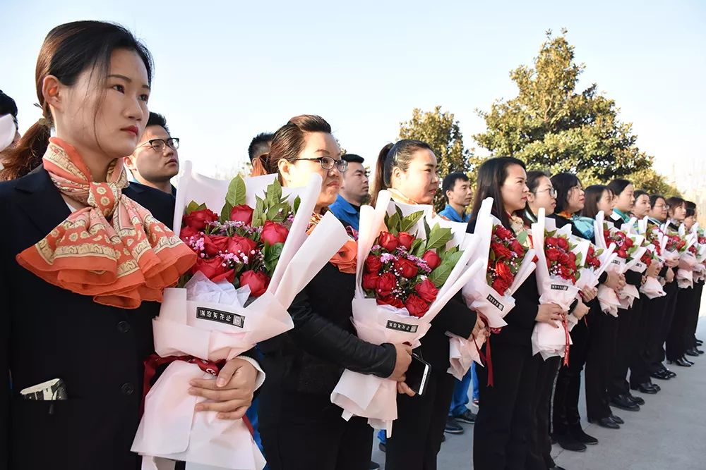 三八女神节!祝森源鸿马全体女同胞节日快乐(图2) 三八女神节!祝森源鸿马全体女同胞节日快乐(图2)