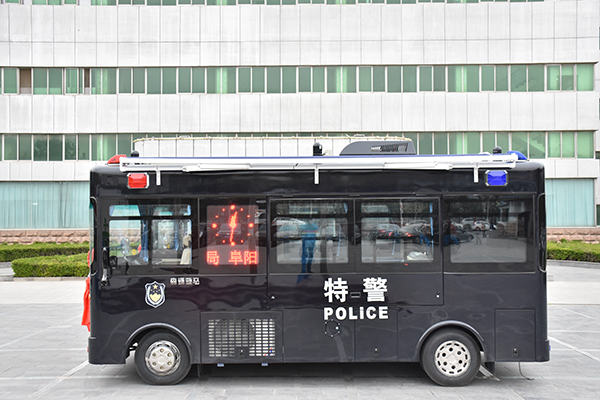 防范宣传、便民服务、平安守护一肩挑  安徽阜阳移动警务室再出发(图2)