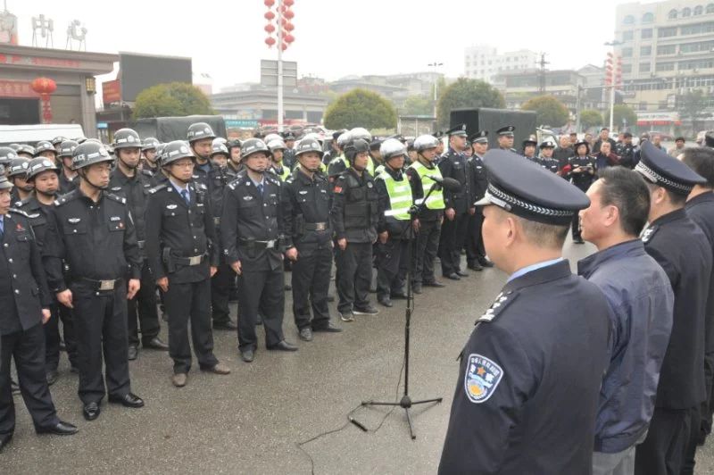 “涟源快警”正式上线运行啦!(图1) “涟源快警”正式上线运行啦!(图1)