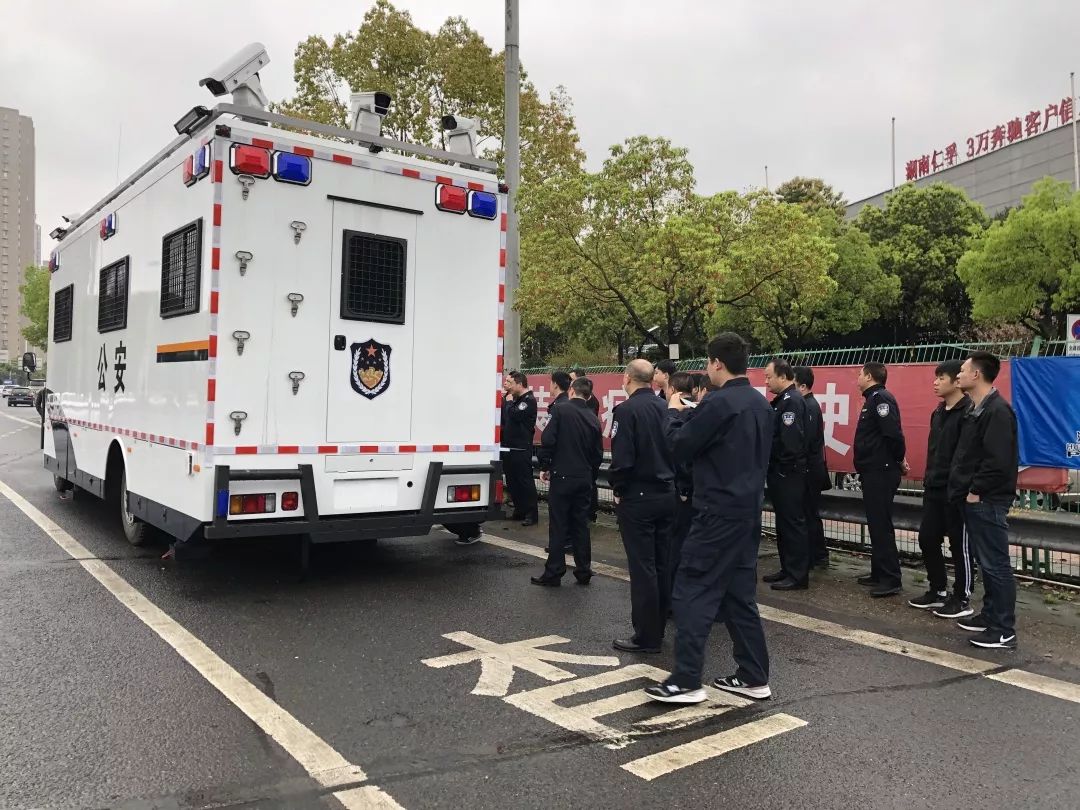 湖南公安厅交警总队举办高速交警移动执法服务站培训班(图9) 湖南公安厅交警总队举办高速交警移动执法服务站培训班(图9)