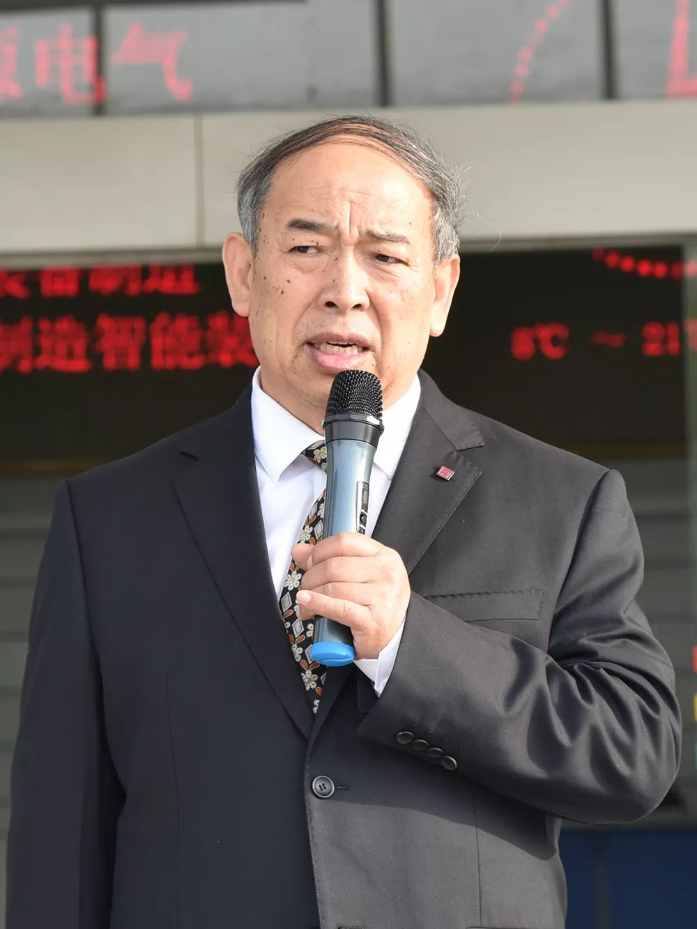公司是船 我是船员 齐心协力 同舟共济——争做鸿马追梦人,争当鸿马奋斗者(图2) 公司是船 我是船员 齐心协力 同舟共济——争做鸿马追梦人,争当鸿马奋斗者(图2)