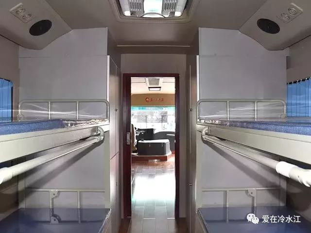 “快警”来了！冷江公安“城市快警”平台亮相锑都街头(图9)