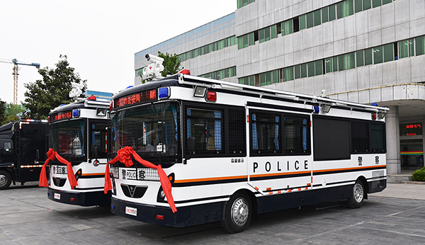 移动警务平台助力冷水江“锑都快警”(图2)
