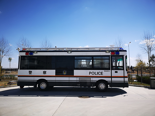 银川移动警务室屯警街面常态巡逻(图3)