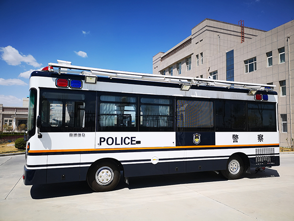 银川移动警务室屯警街面常态巡逻(图4)