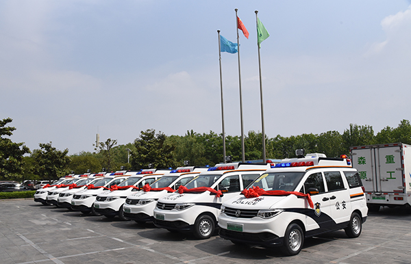 周口商水县通过公安部警采中心采购警用多功能巡逻车(图2)