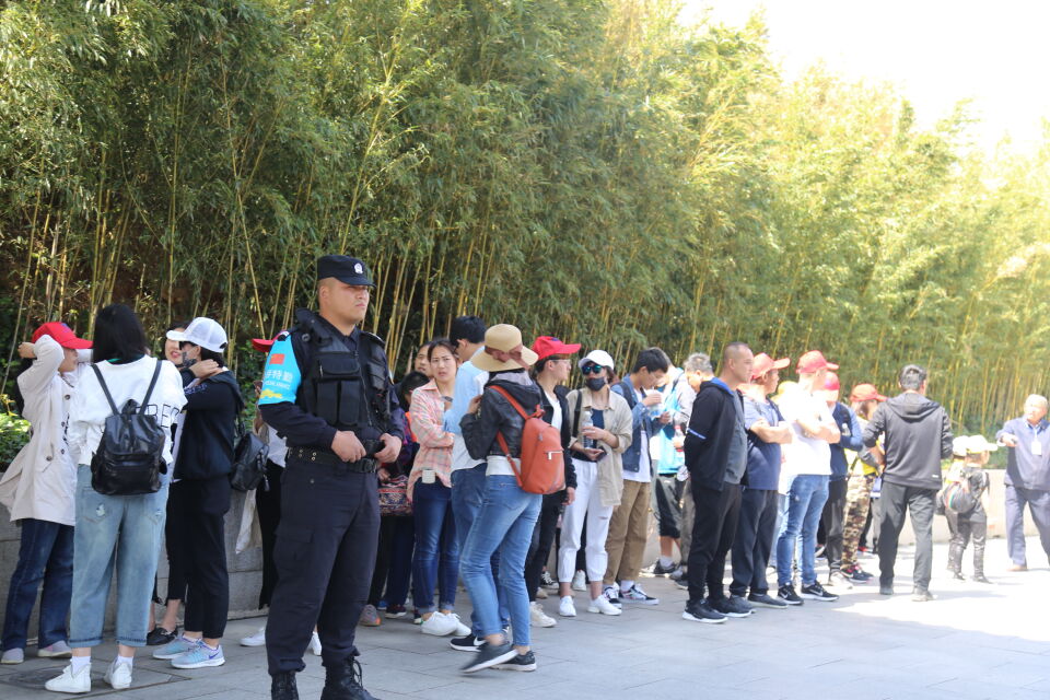 五一，邀您共赏花果山美“警”(图6)