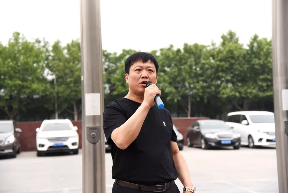公司是船 我是船员 齐心协力 同舟共济 森源鸿马决战242天动员会(图6) 公司是船 我是船员 齐心协力 同舟共济 森源鸿马决战242天动员会(图6)