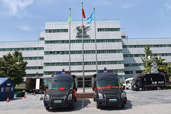 江西赣州采购轻装甲实战运兵车(图1)