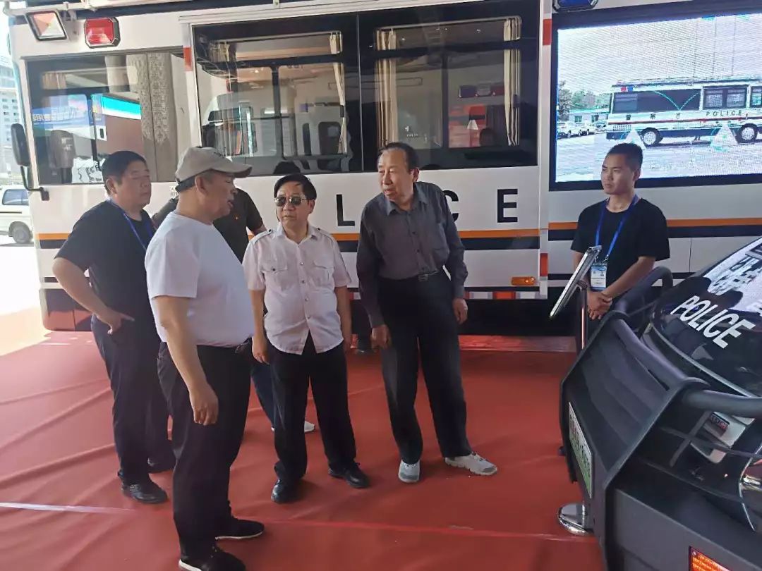 亮点纷呈!森源鸿马携高精尖智能警用装备震撼亮相北京警用装备展(图21) 亮点纷呈!森源鸿马携高精尖智能警用装备震撼亮相北京警用装备展(图21)