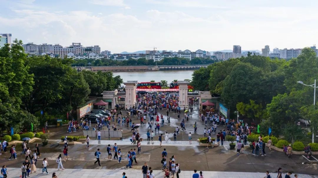 科技助力,智慧驱动,梅州公安圆满完成端午、高考安保工作(图2) 科技助力,智慧驱动,梅州公安圆满完成端午、高考安保工作(图2)