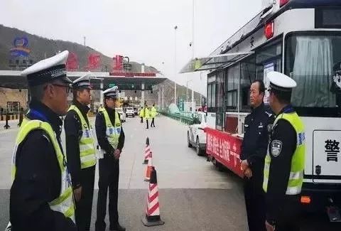 甘南：忠诚履职践使命 担当实干保平安(图1)