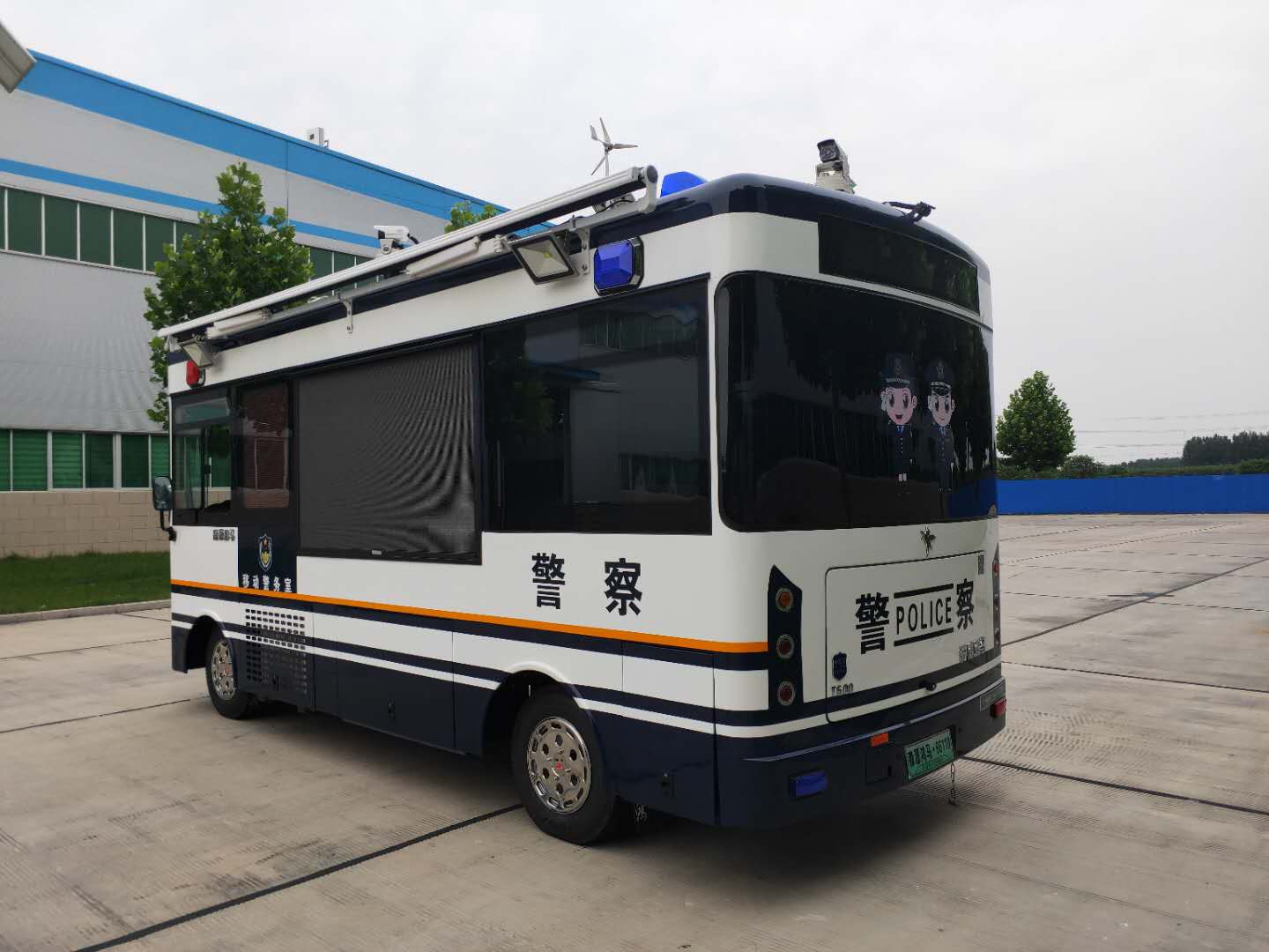 安保全方位 服务零距离—陕西铜川采购移动警务室(图4)