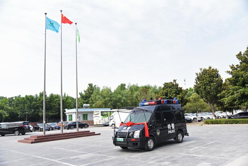 一车多能 快速突击—福建泉州采购多功能突击车(图2)