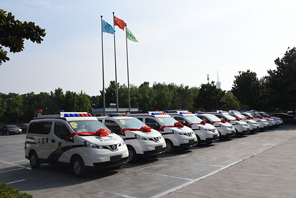 洛宁县采购18台警用多功能巡逻车(图2)
