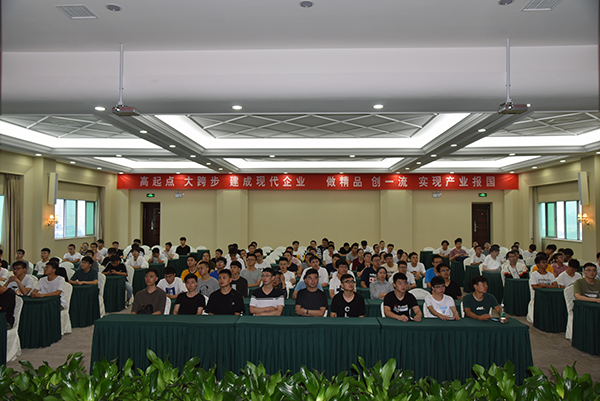 “产、学、研”融通发展——河南工程学院师生莅临森源鸿马参观交流(图14)
