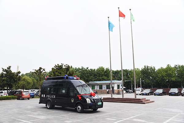 鹿邑县通过公安部警采中心采购警力输送车(图3)