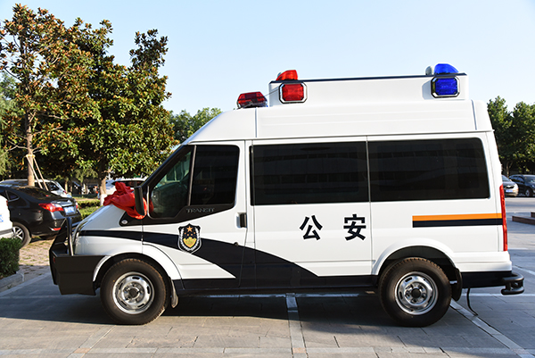 河北承德采购多功能押解车(图3) 河北承德采购多功能押解车(图3)