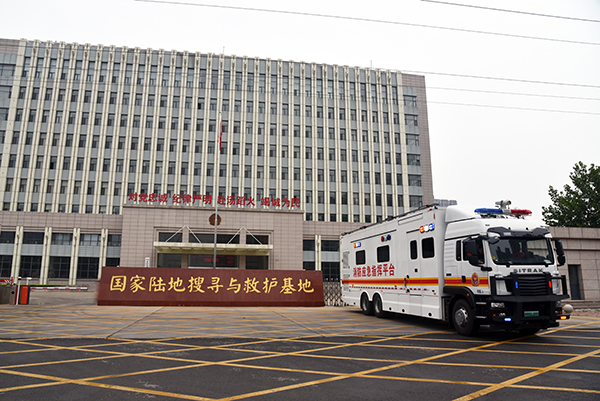 河北省消防总队举办消防装备展示活动 大批高精尖装备集中亮相(图18) 河北省消防总队举办消防装备展示活动 大批高精尖装备集中亮相(图18)