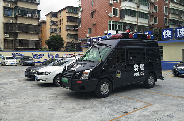 一车多能 快速突击—福建泉州多功能突击车列装上岗(图3)