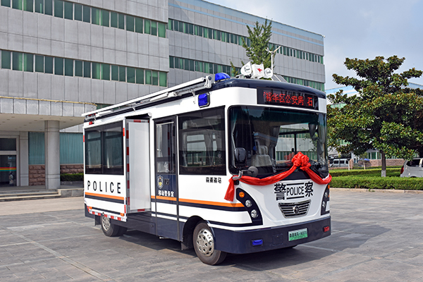 为执法添翼——河北石家庄采购移动警务室(图2)