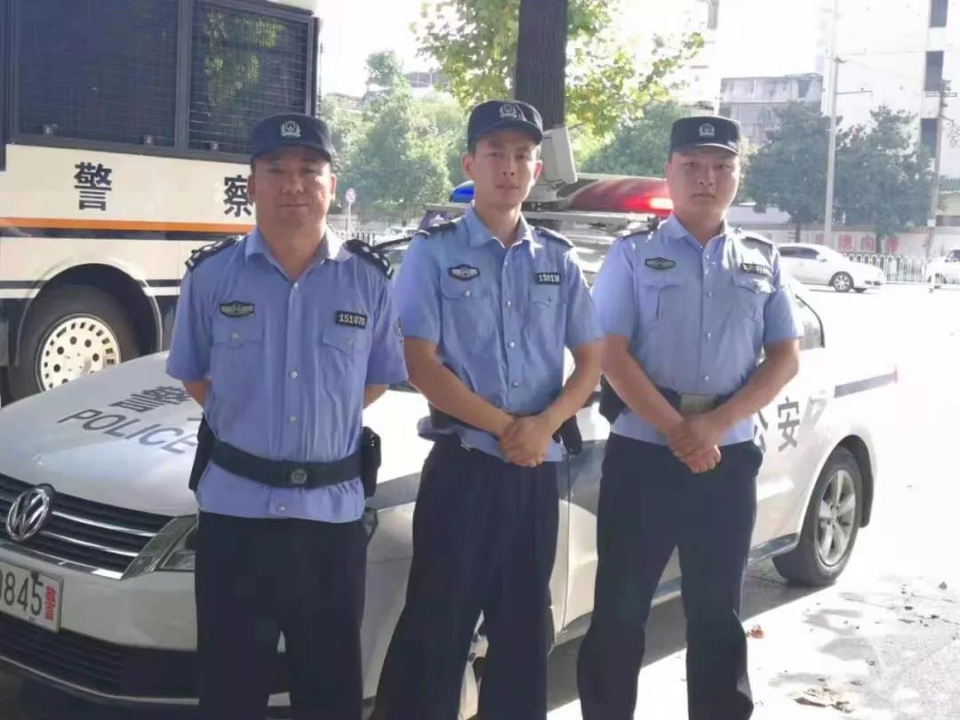 守护娄底平安：烈日下的快警战士(图1)