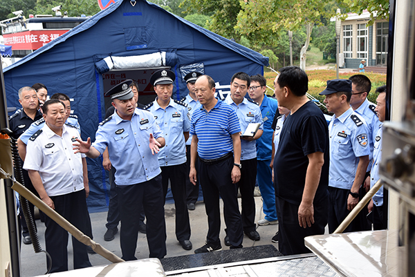 迎民族体育盛会 筑牢环郑安保圈——10台环郑卡口反恐武装车集结“上岗”(图16) 迎民族体育盛会 筑牢环郑安保圈——10台环郑卡口反恐武装车集结“上岗”(图16)