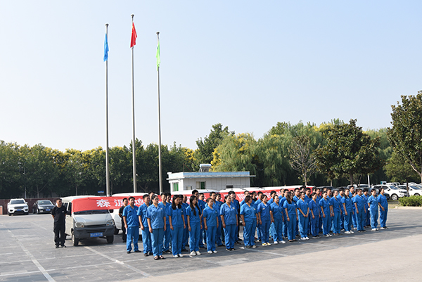 用服务添彩70华诞——森源鸿马迎国庆志愿服务月顺利启动(图7) 用服务添彩70华诞——森源鸿马迎国庆志愿服务月顺利启动(图7)