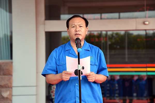 用服务添彩70华诞——森源鸿马迎国庆志愿服务月顺利启动(图5) 用服务添彩70华诞——森源鸿马迎国庆志愿服务月顺利启动(图5)