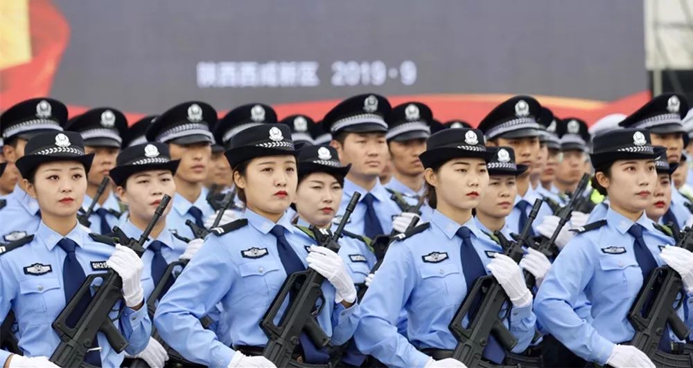 誓师大会!西咸公安这场实战演练精彩又让人动容……(图8) 誓师大会!西咸公安这场实战演练精彩又让人动容……(图8)