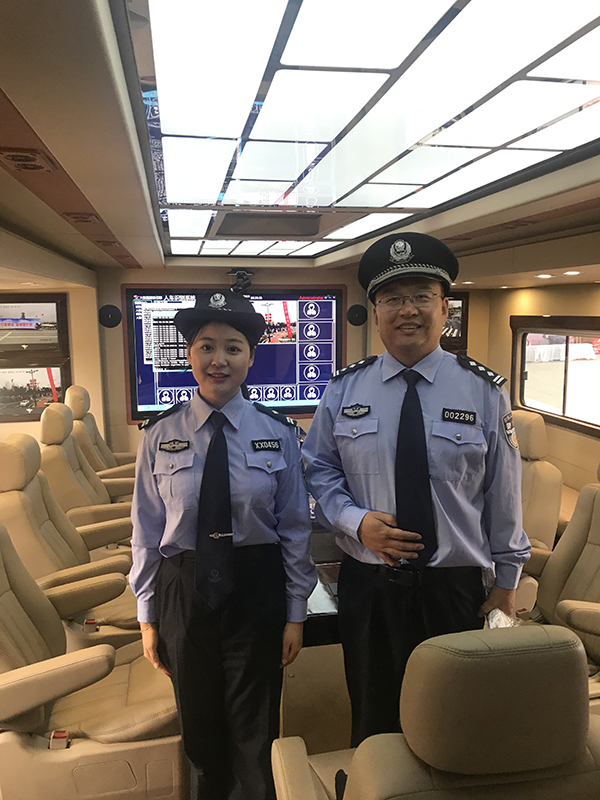 誓师大会!西咸公安这场实战演练精彩又让人动容……(图20) 誓师大会!西咸公安这场实战演练精彩又让人动容……(图20)