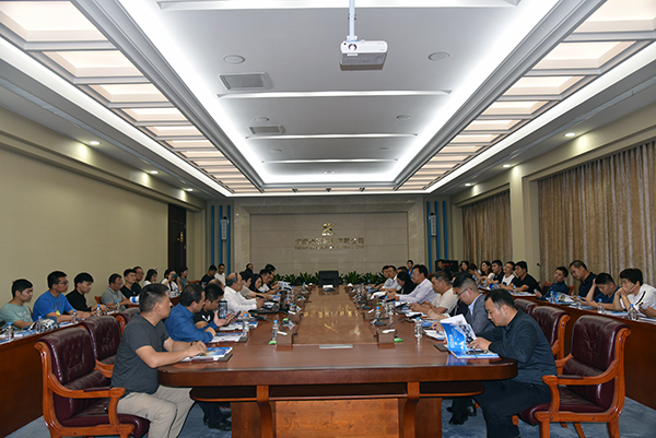 郑州市工信委组织企业家莅临森源鸿马参观交流(图10)