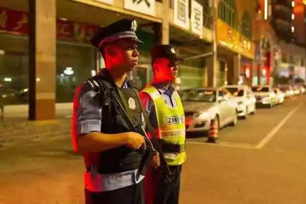 梅州公安的每一分钟(图1) 梅州公安的每一分钟(图1)