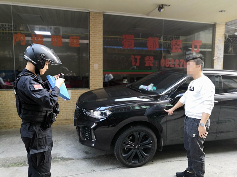 泉州||鲤城巡特警反恐大队加强国庆70周年安保期间社会治安巡逻防控工作(图17) 泉州||鲤城巡特警反恐大队加强国庆70周年安保期间社会治安巡逻防控工作(图17)