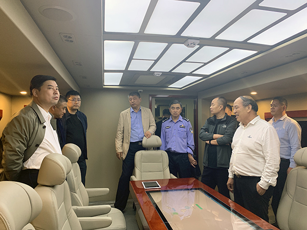 辽宁鞍山配发公安通信指挥车   助力70周年大庆安保(图4)