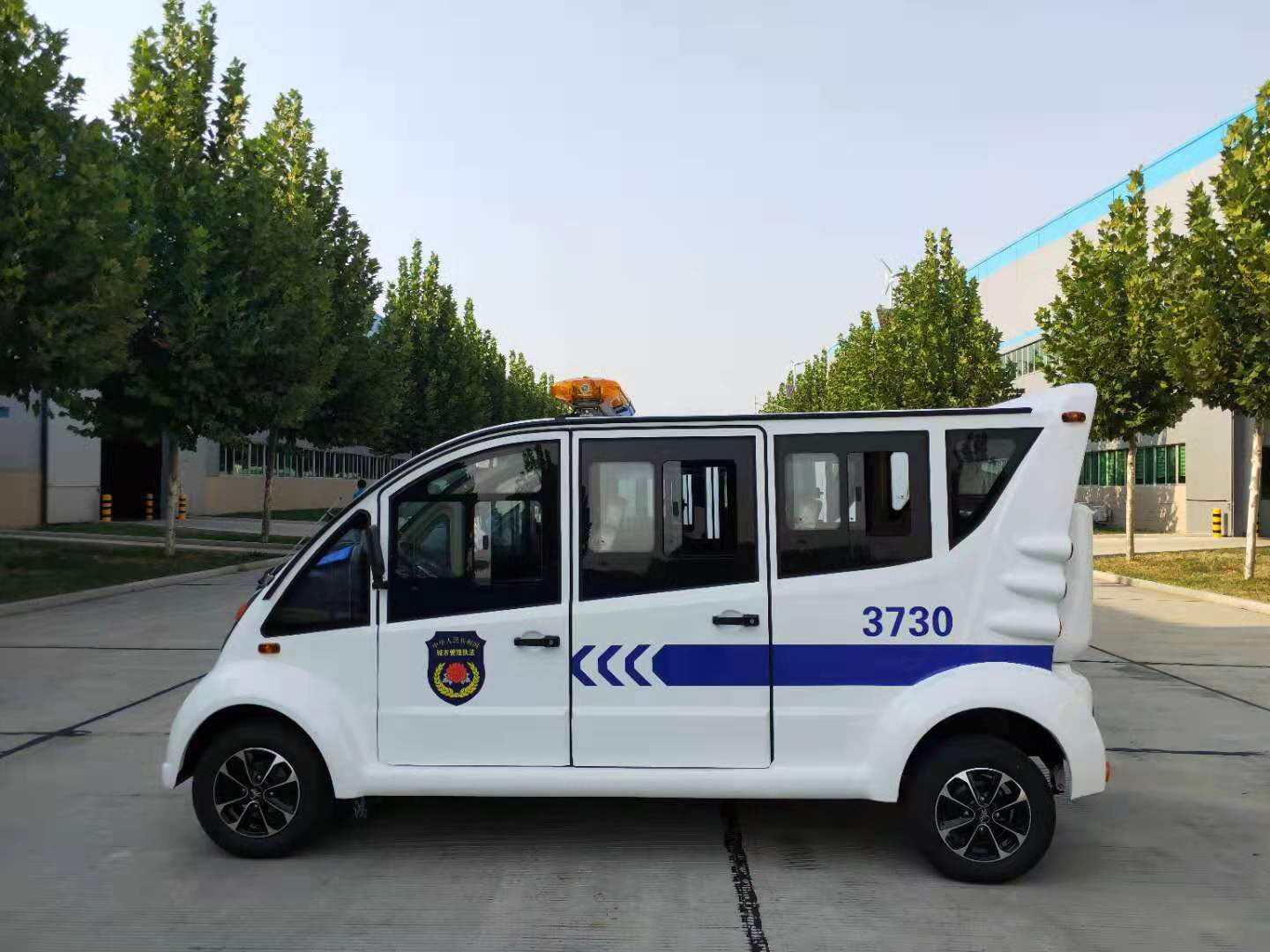 新乡卫辉市采购5台电动巡逻车(图4)