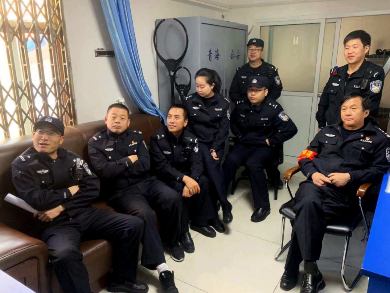 西宁||国庆168小时,城中公安用坚守向祖国献礼!(图2) 西宁||国庆168小时,城中公安用坚守向祖国献礼!(图2)