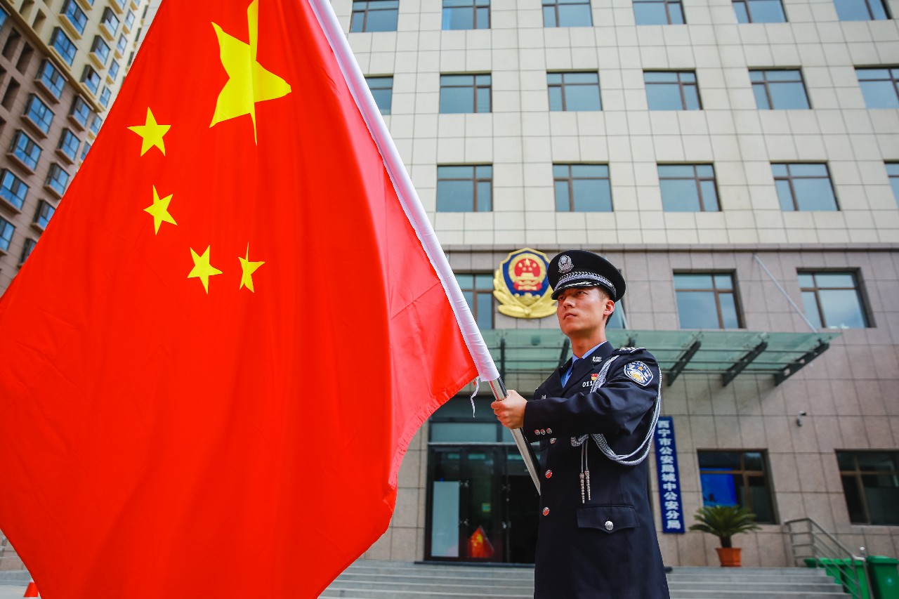 西宁||国庆168小时,城中公安用坚守向祖国献礼!(图6) 西宁||国庆168小时,城中公安用坚守向祖国献礼!(图6)