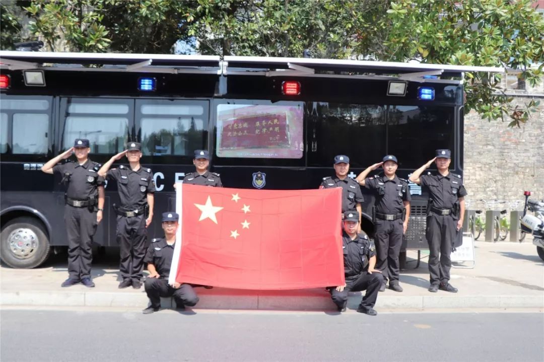 【澧县】这个国庆,澧县公安168小时枕戈待旦 最忠诚……(图3) 【澧县】这个国庆,澧县公安168小时枕戈待旦 最忠诚……(图3)