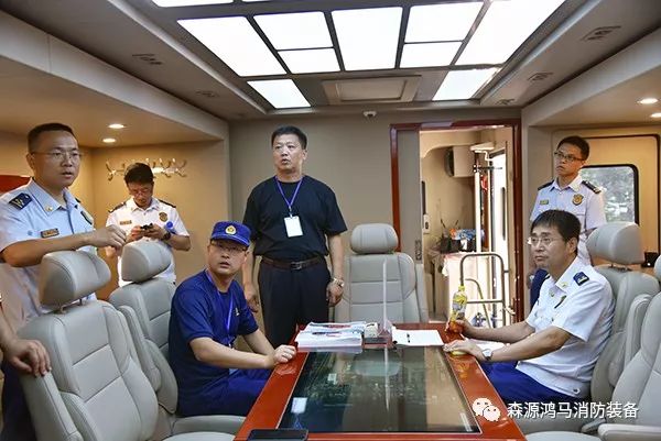 战勤保障装备上线:消防救援通信车(图10) 战勤保障装备上线:消防救援通信车(图10)