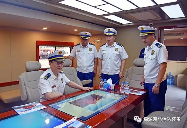 战勤保障装备上线:消防救援通信车(图15) 战勤保障装备上线:消防救援通信车(图15)