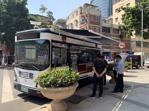 广州移动警务室上岗执勤(图3)