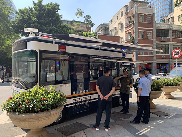 广州移动警务室上岗执勤(图4)