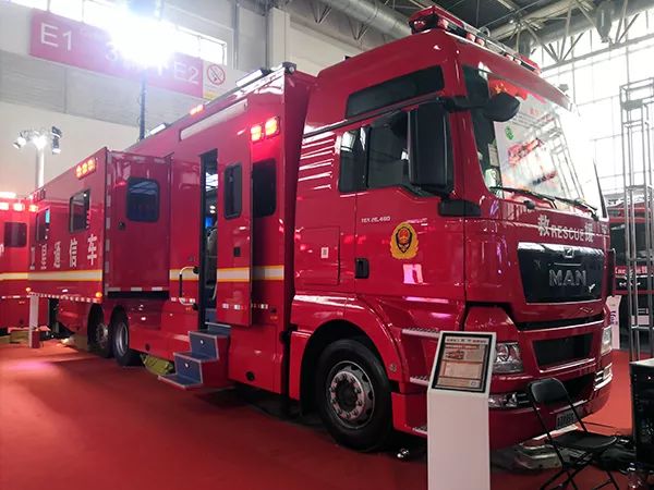 匠心智造 劲爆全场//森源重工·森源鸿马重磅推出9款高端消防战勤保障装备(图3) 匠心智造 劲爆全场//森源重工·森源鸿马重磅推出9款高端消防战勤保障装备(图3)