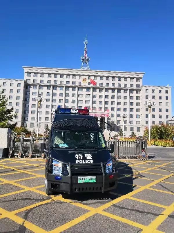 吉林镇赉县实战运兵车列装上岗(图4)