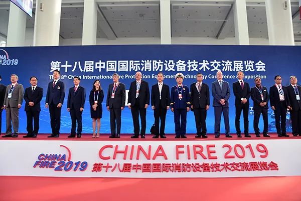 展会精彩回顾//高精尖战勤保障装备亮相北京(图1)