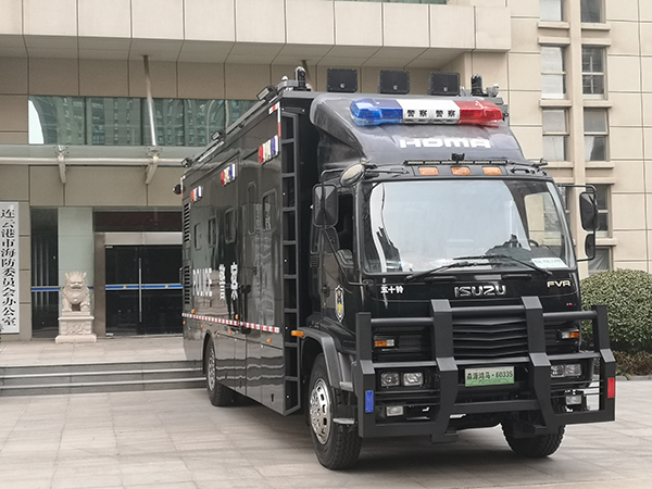 江苏连云港移动通信指挥车列装上岗(图3)