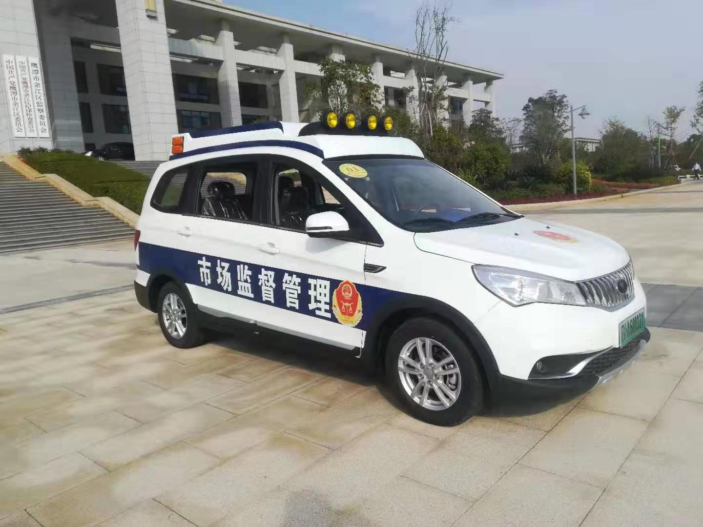 江西鹰潭市电动执法车上岗“履职”(图4)